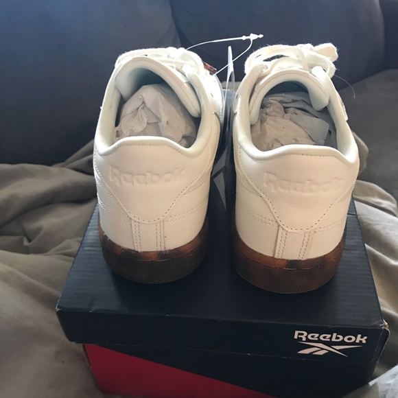 NWT Reebok Club C 85 in Cream and Tortoise - Picture 2 of 4